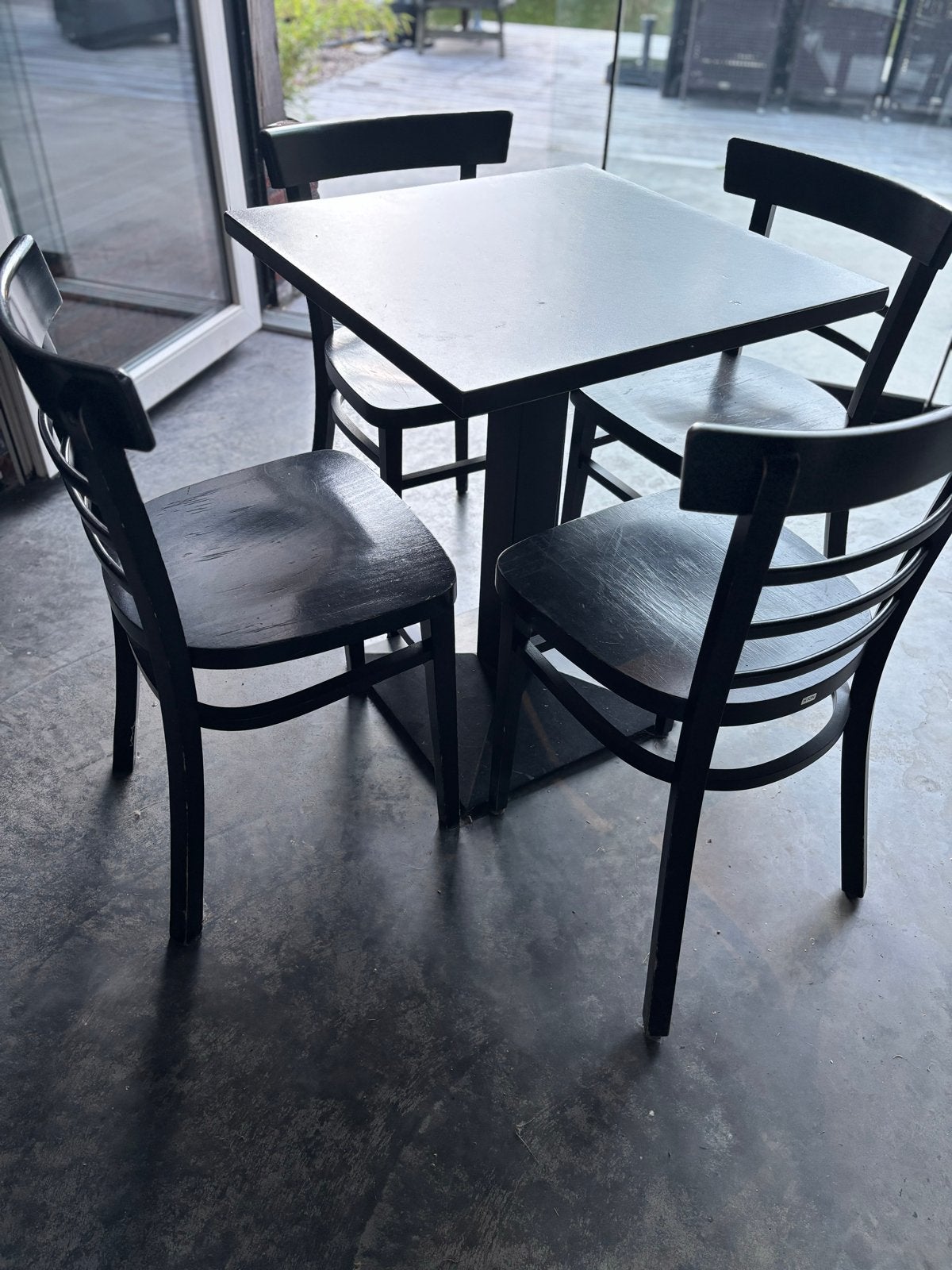 6 zwarte vierkante tafels - ideaal voor horeca, Huis en Inrichting, Tafels | Eettafels, Ophalen, Gebruikt, Vierkant, Tot twee personen