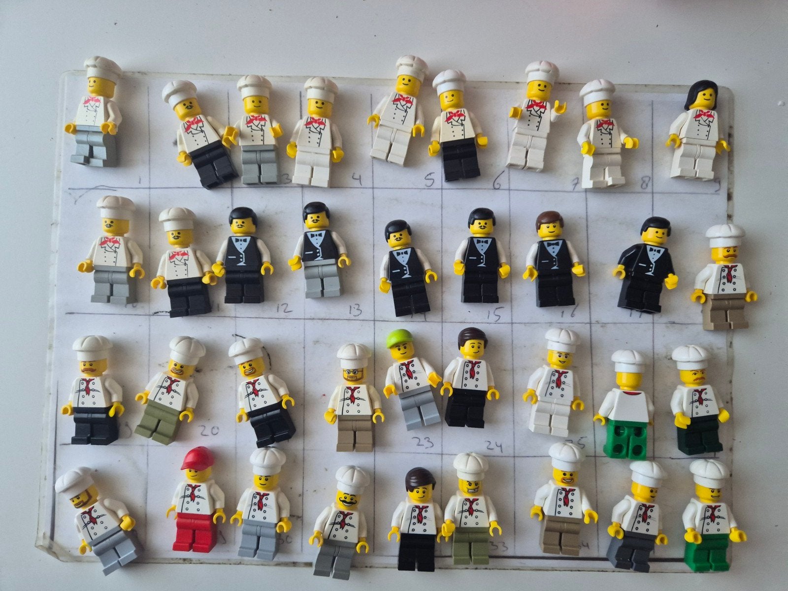 Lego adv30 kok ober city vintage restaurant poppetjes, Ophalen of Verzenden