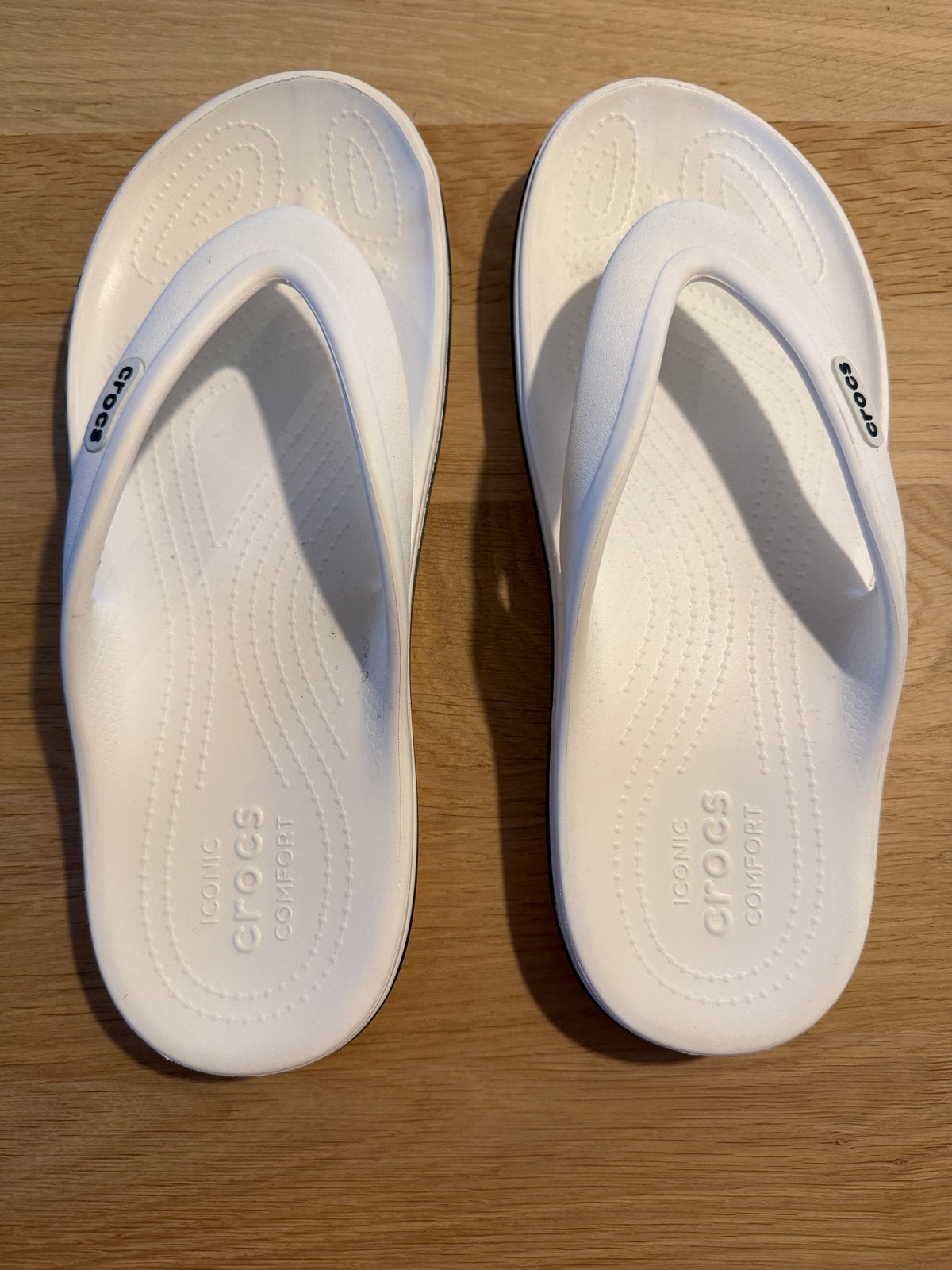 Witte Crocs slippers maat 9  - Zo goed als nieuw, Ophalen of Verzenden, Zo goed als nieuw, Wit, Slippers