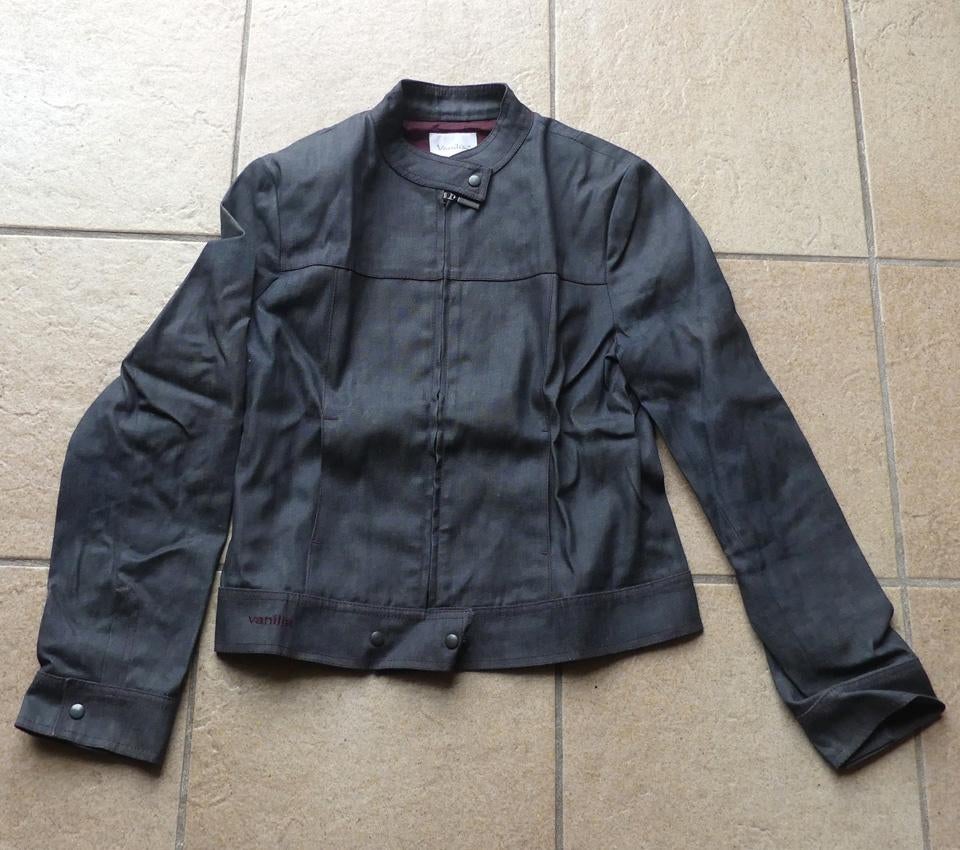 Vanilia vintage jasje grijs denim kraagloos maat M, Kleding | Dames, Maat 38/40 (M), Vanilia, Ophalen of Verzenden, Jasje