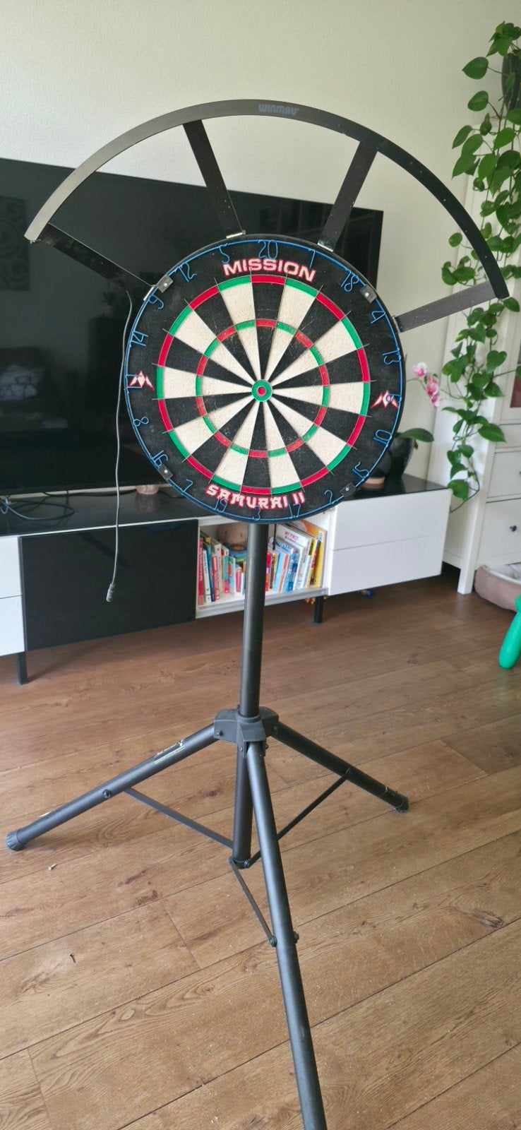 Complete dartset – Mission Samurai II + Winmau verlichting +, Ophalen, Gebruikt, Dartbord met pijlen