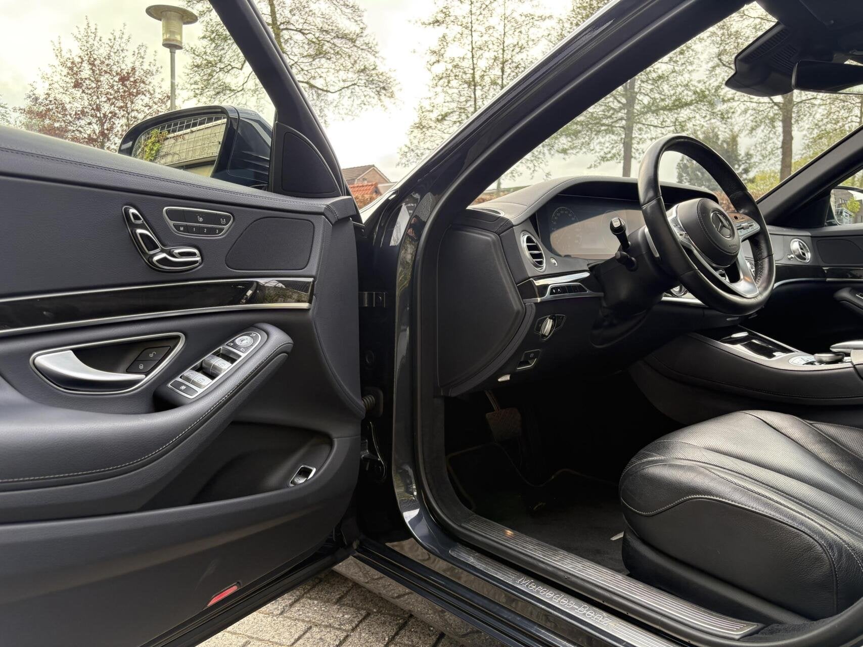 Foto 14 van Mercedes S-klasse 350d s350d 286 PK 4M Facelift Panorama Dis