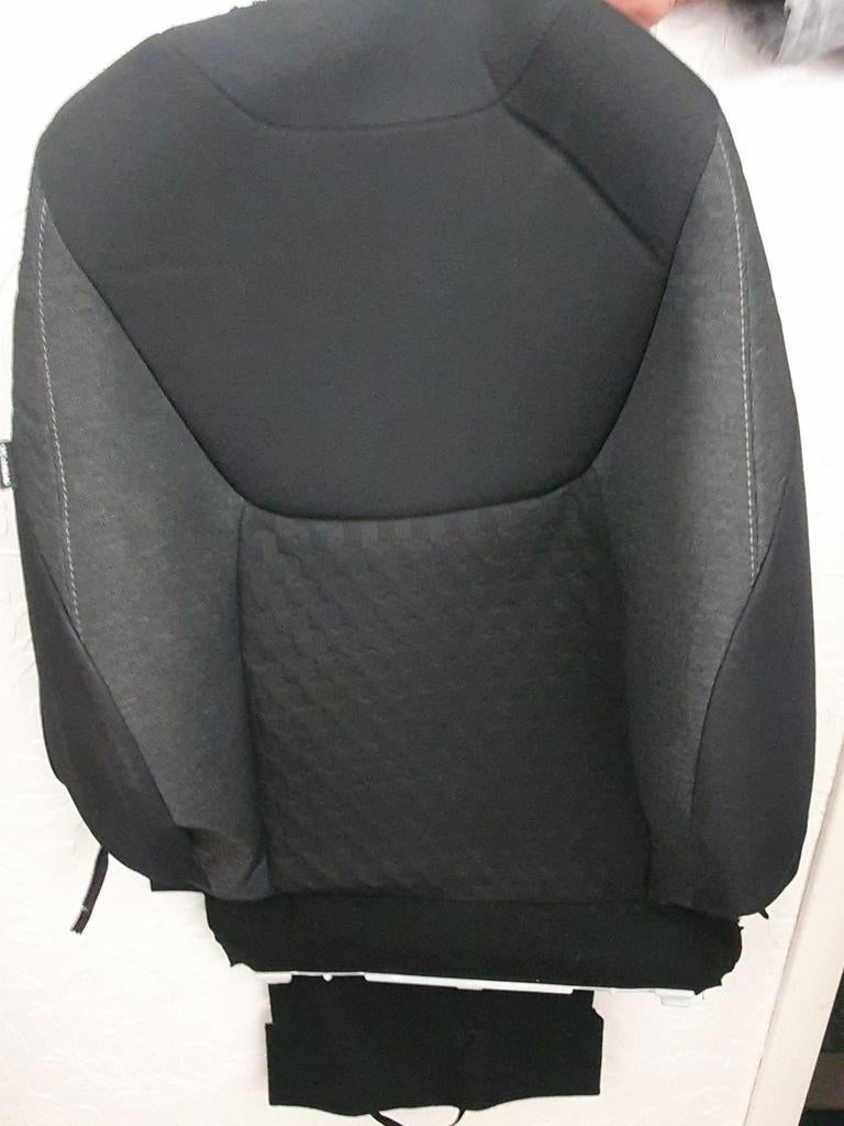 Stoelbekleding linksvoor Toyota yaris, Ophalen of Verzenden