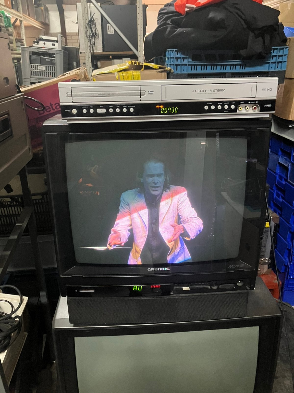 Grundig monolith 24 inch , met scart gaming retro, Computers en Software, Ophalen, Grundig, Daar, Duitsland