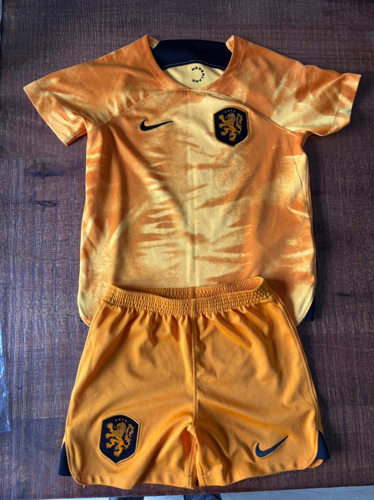 Voetbalpakje - Nederland - maat 110-116, Maat XS of kleiner, Ophalen, Zo goed als nieuw, Set
