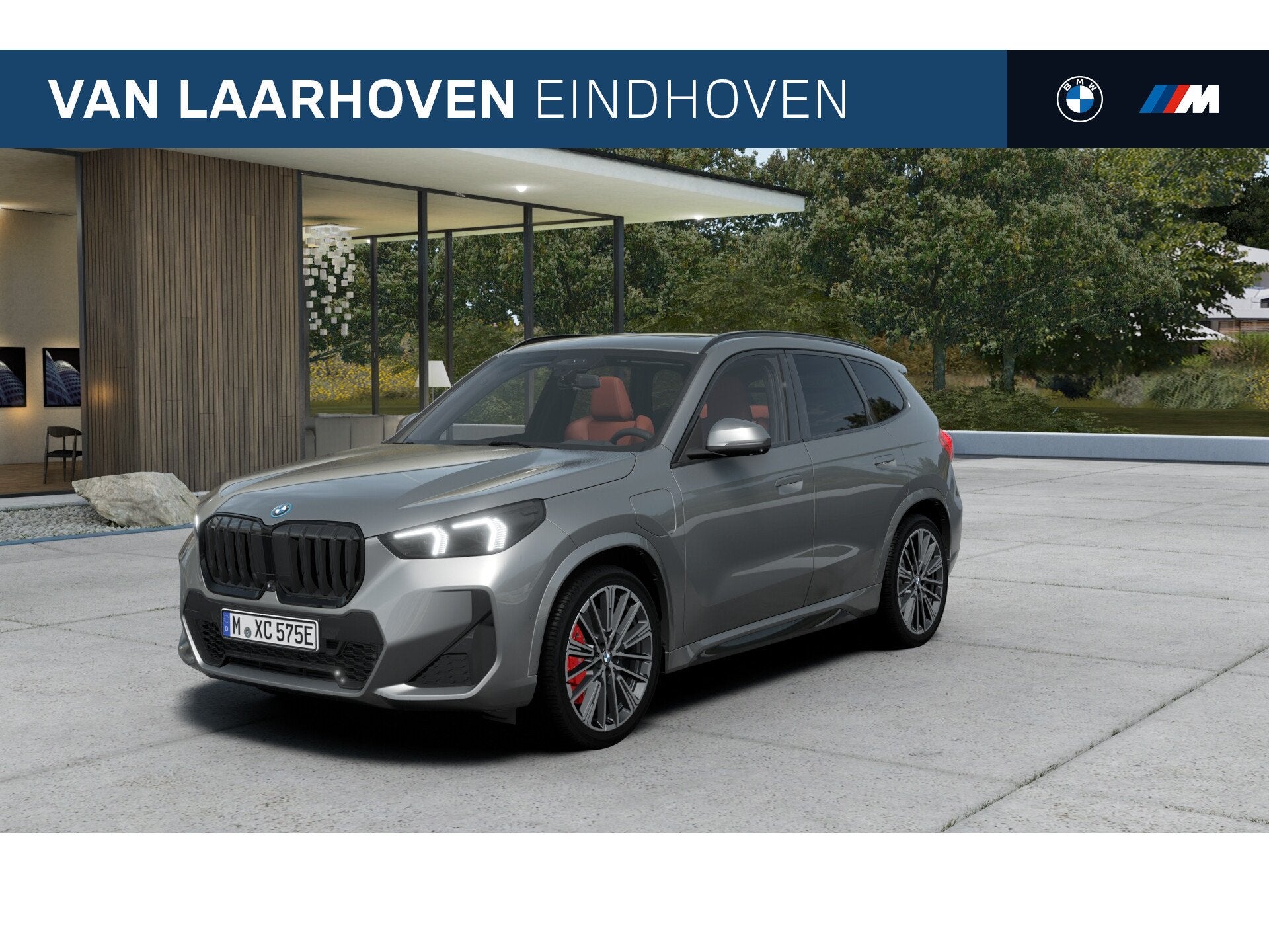 BMW X1 xDrive30e M Sport Automaat / Panoramadak / Trekhaak /, Stoelverwarming, Leder, Hybride Elektrisch/Benzine, 3 cilinders