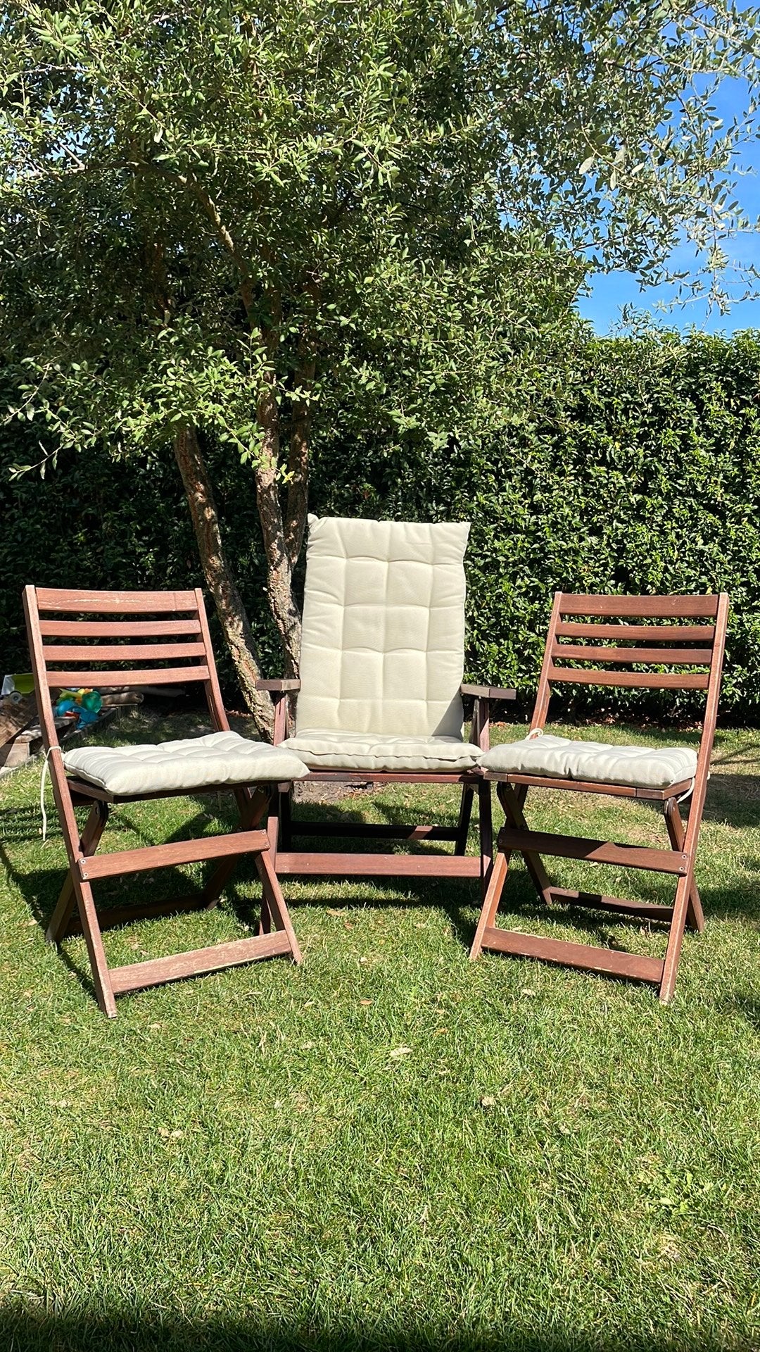 Drie tuinstoelen, klapstoelen en ligstoel met kussens, Tuin en Terras, Ophalen, Gebruikt, Hout, Verstelbaar