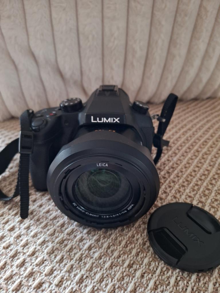 Zo goed als nieuw Lumix Panasonic FZ1000, Audio, Tv en Foto, Fotocamera's Digitaal, Ophalen of Verzenden, Zo goed als nieuw, Overige Merken