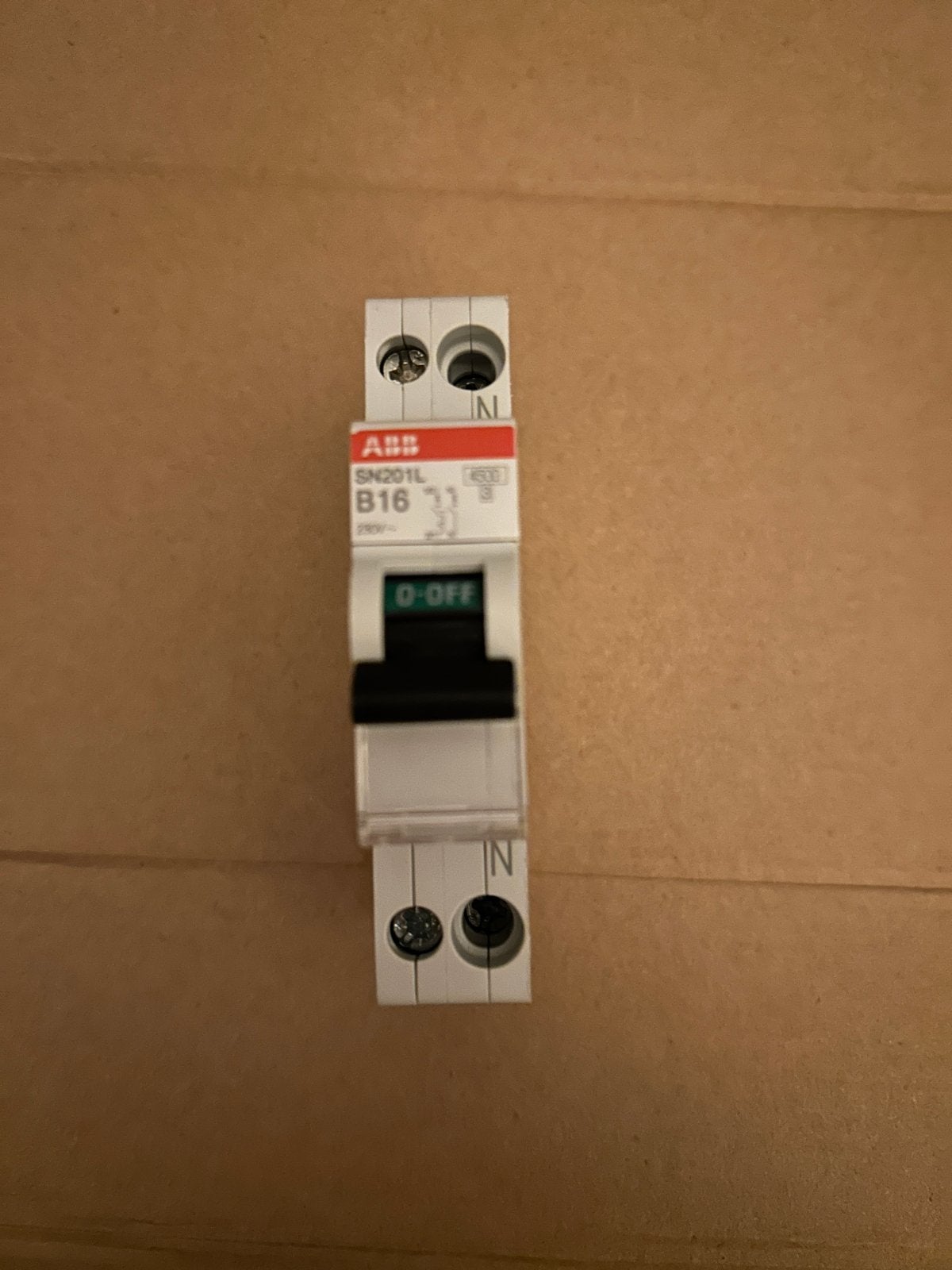 ABB SN201L B16 Installatieautomaat, Ophalen of Verzenden, Zo goed als nieuw, ABB, Installatieautomaat