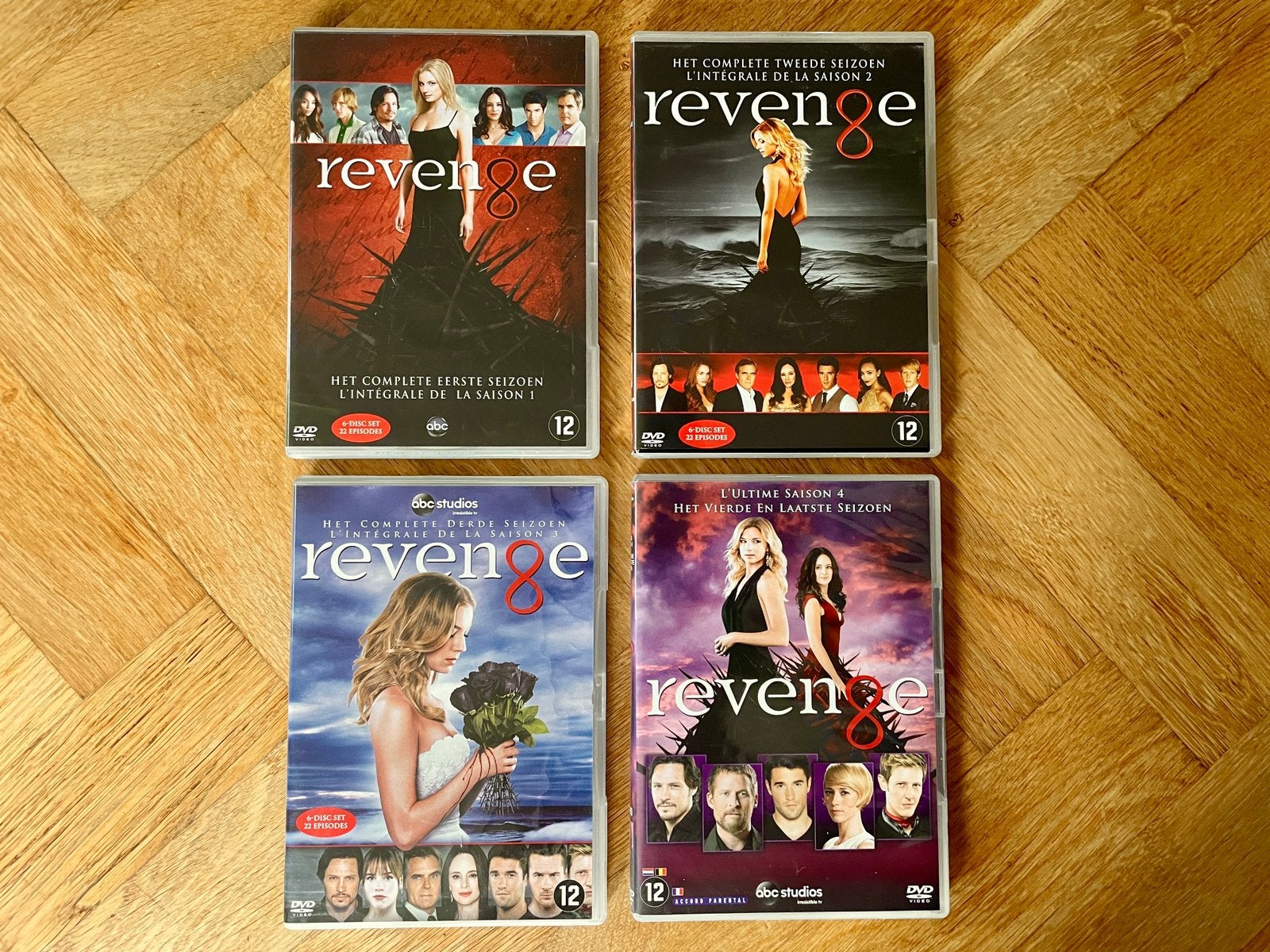 Revenge - Complete serie op DVD (krasvrij, met NL), Cd's en Dvd's, Dvd's | Tv en Series, Vanaf 12 jaar, Ophalen of Verzenden, Zo goed als nieuw