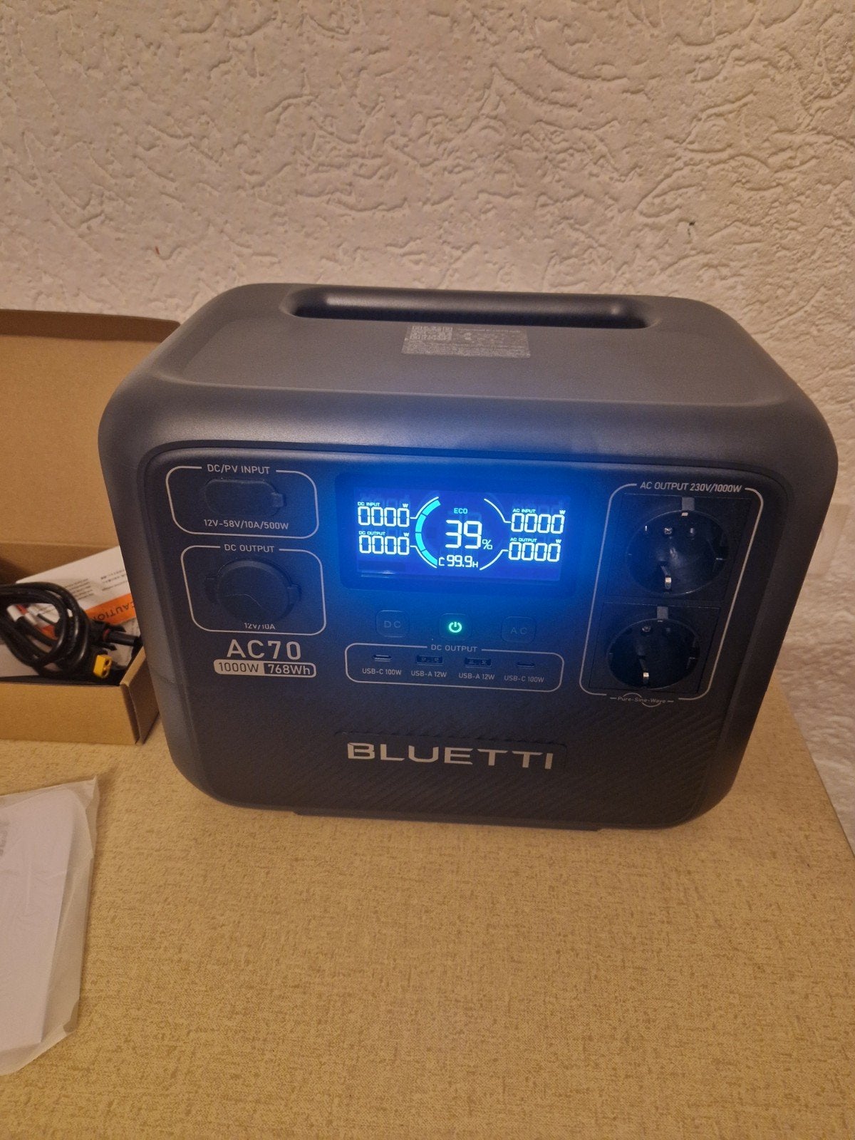 NIEUWE! BLUETTI AC70!, Ophalen of Verzenden, Nieuw