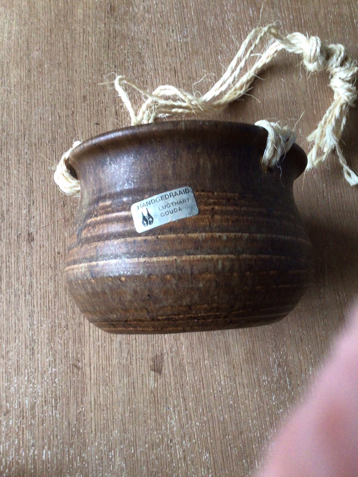 Lugthart keramiek hangbloempot., Ophalen of Verzenden