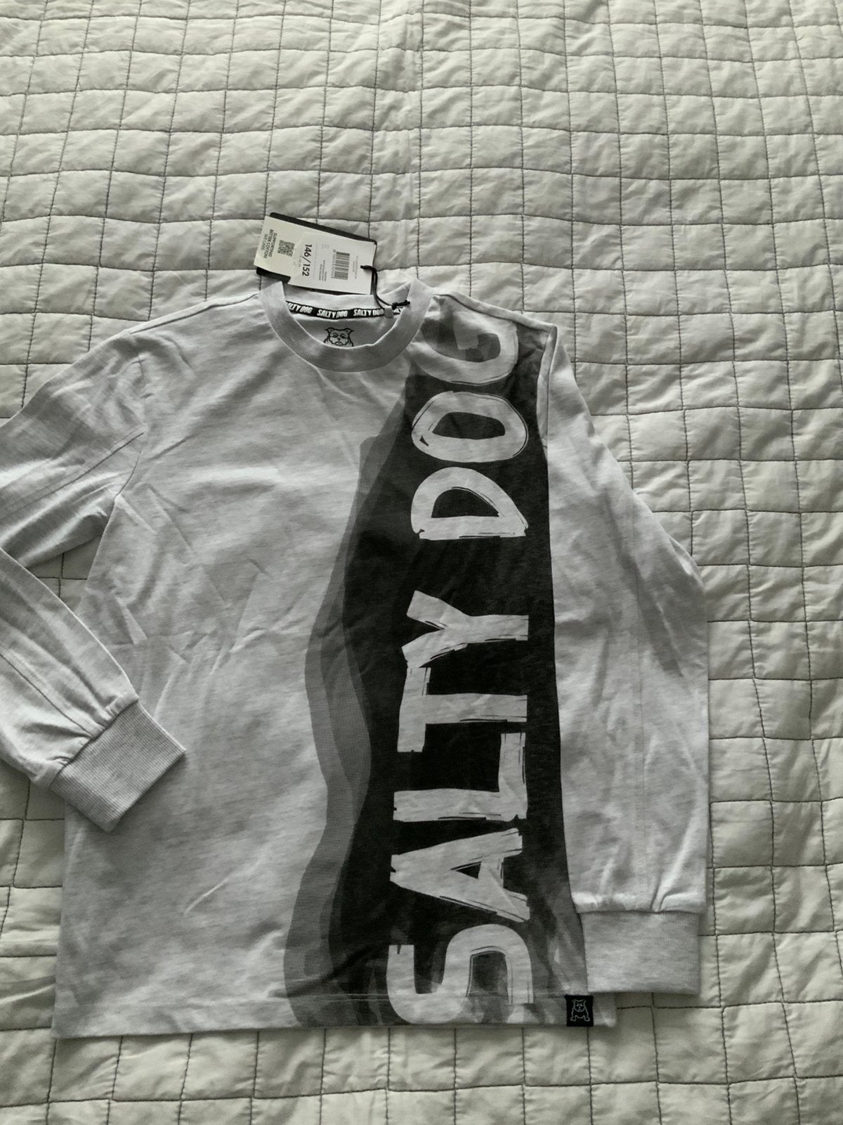 Nieuw shirt met lange mouwen. Merk. Salty Dog.146/152., Ophalen of Verzenden, Nieuw, Jongen, Shirt of Longsleeve