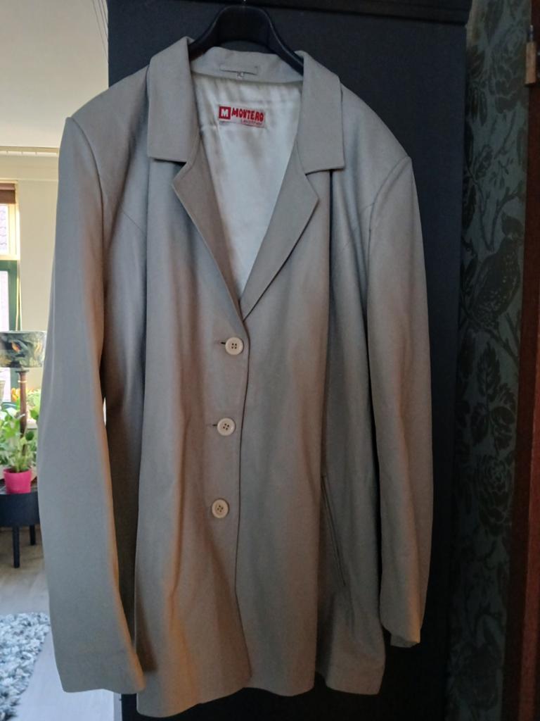 Leren dames colbertje, Ophalen of Verzenden, Zo goed als nieuw, Maat 46/48 (XL) of groter, Zwart