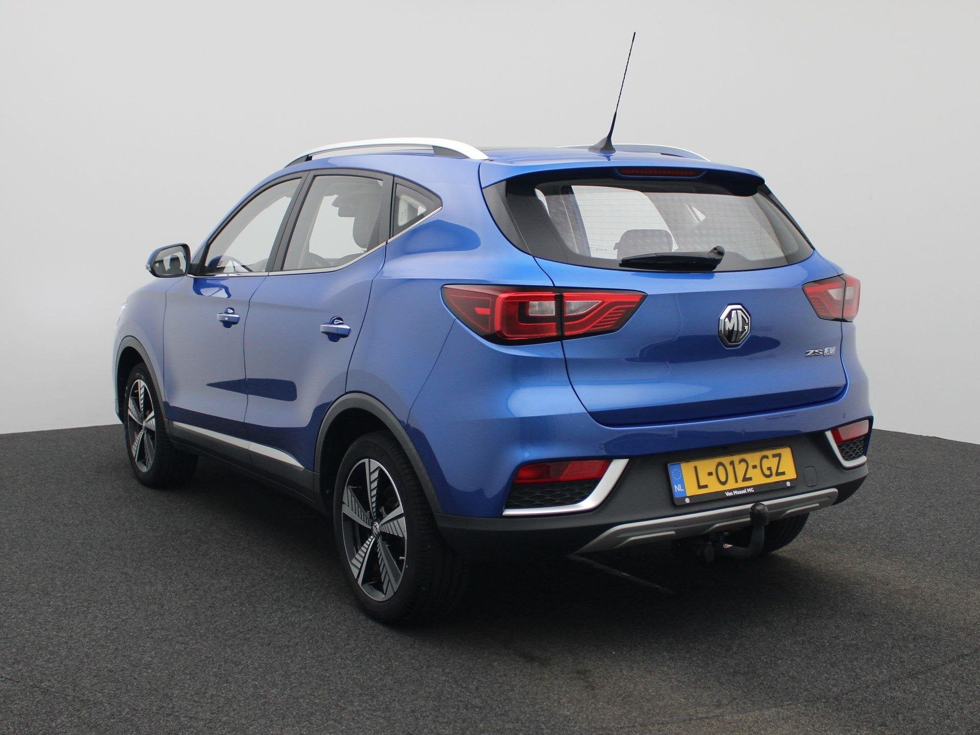 MG ZS EV Luxury 45 kWh | Leder | Panoramadak | CarPlay | Sto, Auto's, MG, Gebruikt, 143 pk, 1507 kg, 263 km