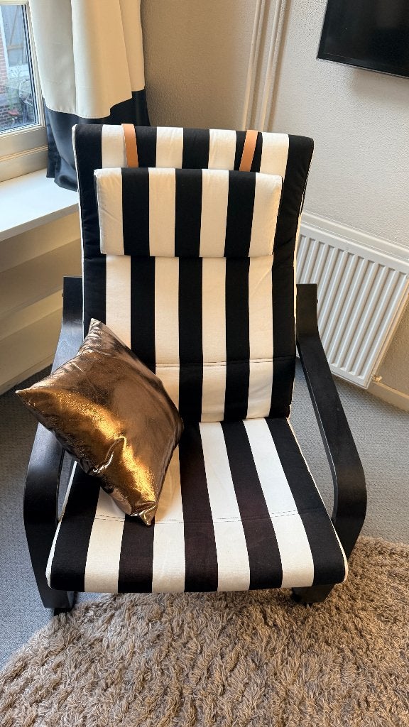 Ikea stoel met zwart-wit bekleding, Ophalen, Zo goed als nieuw, Overige kleuren, Eén