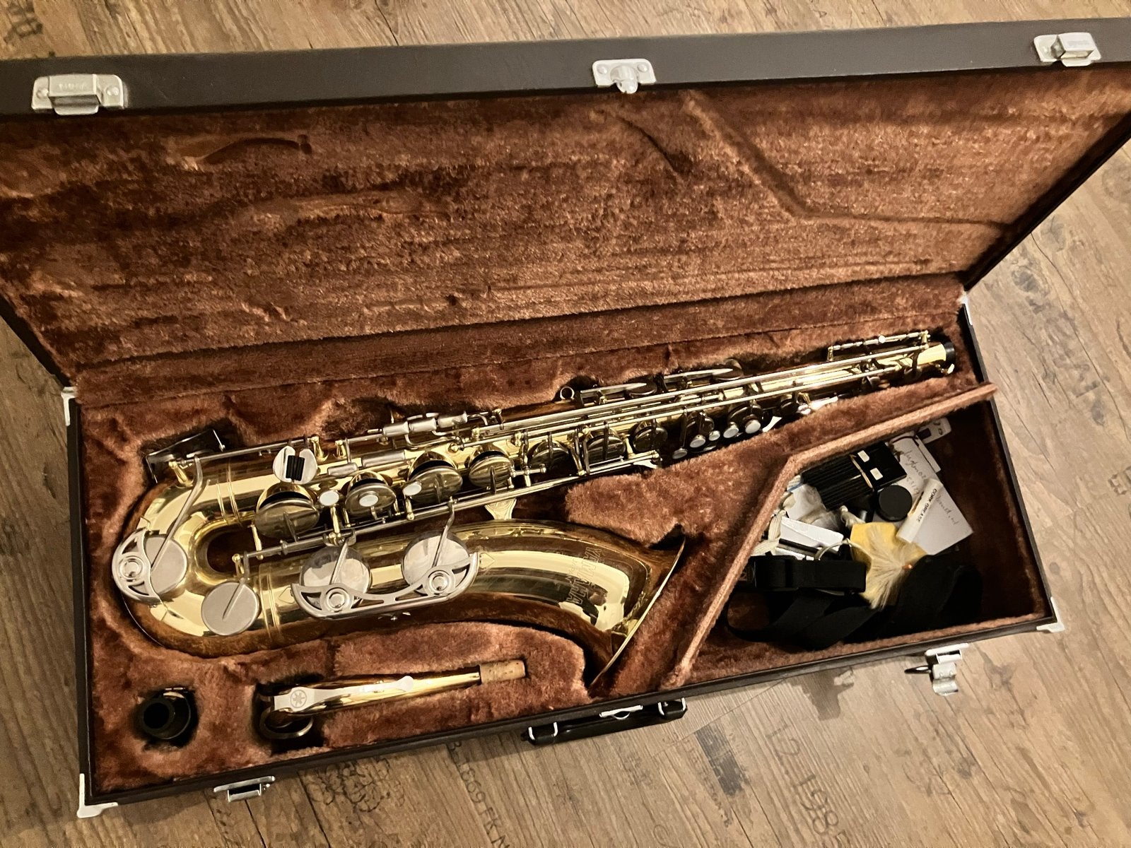 Yamaha Tenor Saxofoon in Koffer, Ophalen of Verzenden, Zo goed als nieuw, Tenor, Met koffer