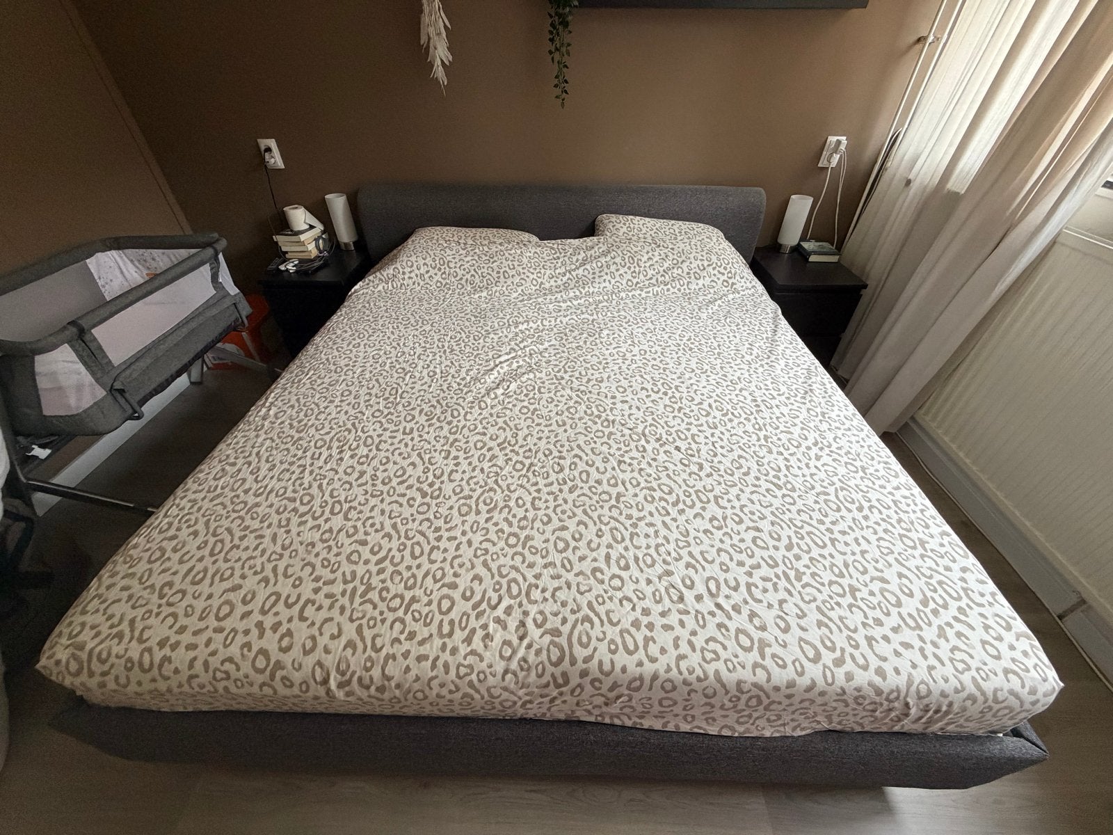 2-persoons bed met elektrische lattenbodems (220x198cm), Ophalen, Tweepersoons, Overige maten, 220 cm