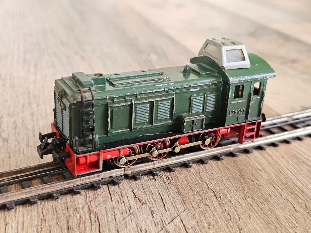 Modeltrein Ho trix-express V36 metaal model, Ophalen of Verzenden, Gelijkstroom, Wagon, Trix