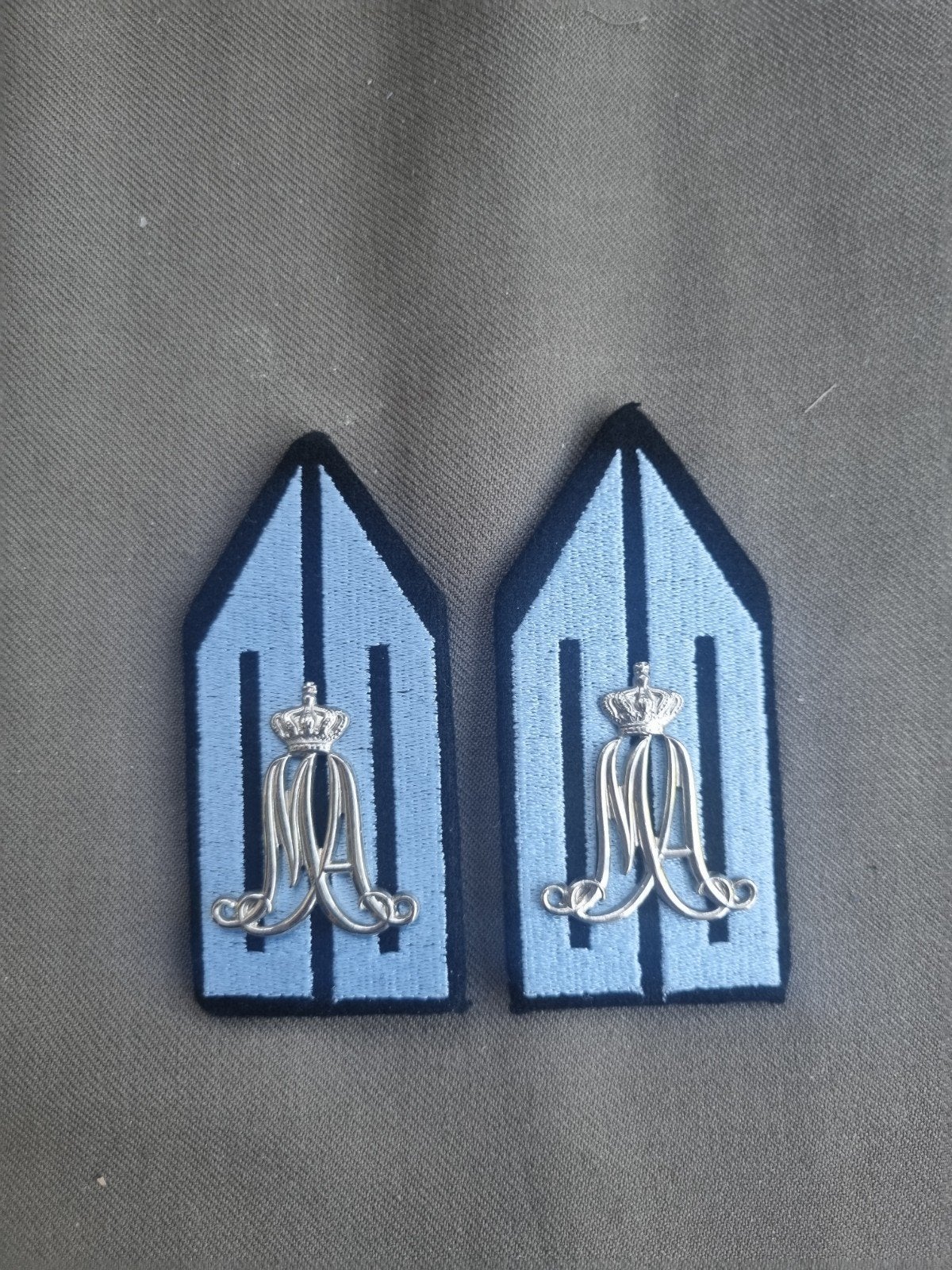 Kraagspiegels opl KMA KLU, Verzamelen, Militaria | Algemeen, Ophalen of Verzenden, Luchtmacht, Nederland, Embleem of Badge