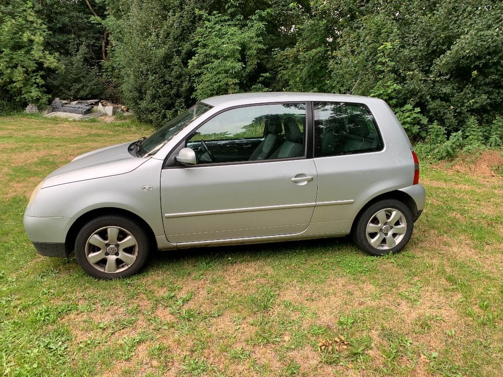 LUPO 1.4 ORGINEEL NL MET 87530 KM  BOEKJES + NAP APK 06-2027, Auto's, Volkswagen, 31 €/maand, 4 cilinders, 4 stoelen, Origineel Nederlands