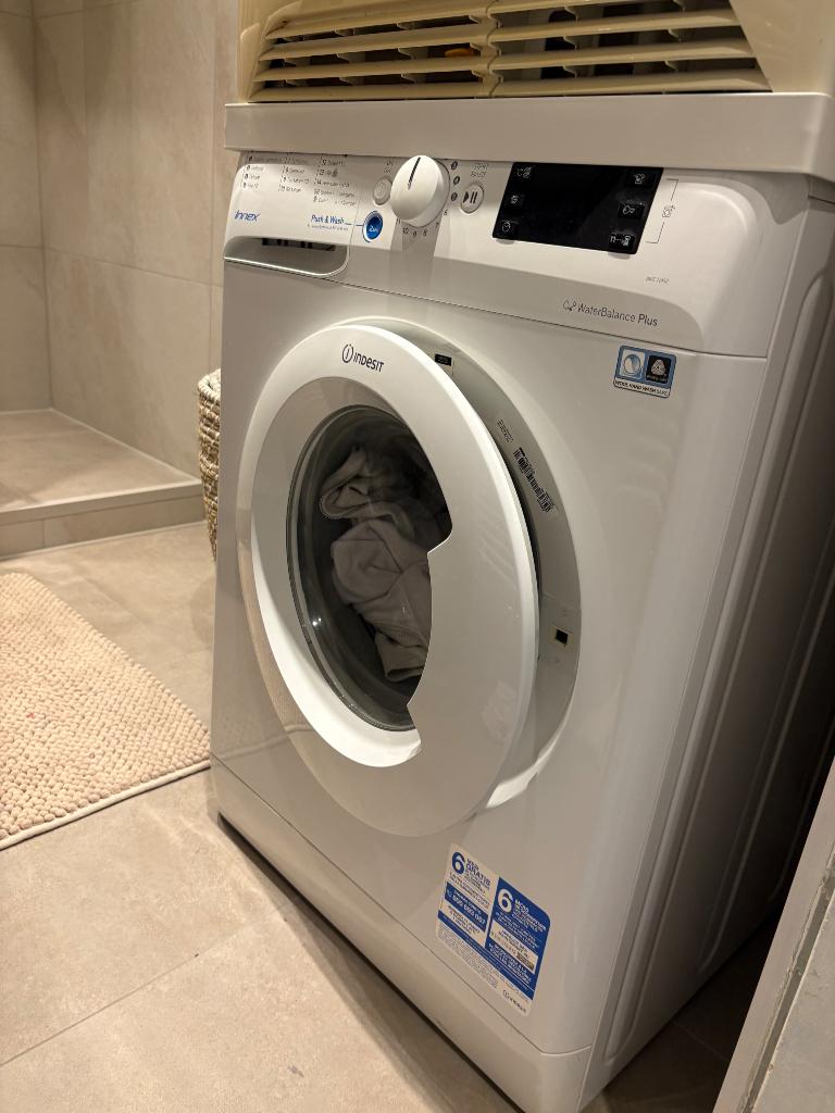 Wasmachine indesit innex, Ophalen, 1200 tot 1600 toeren, 4 tot 6 kg, Wolwasprogramma