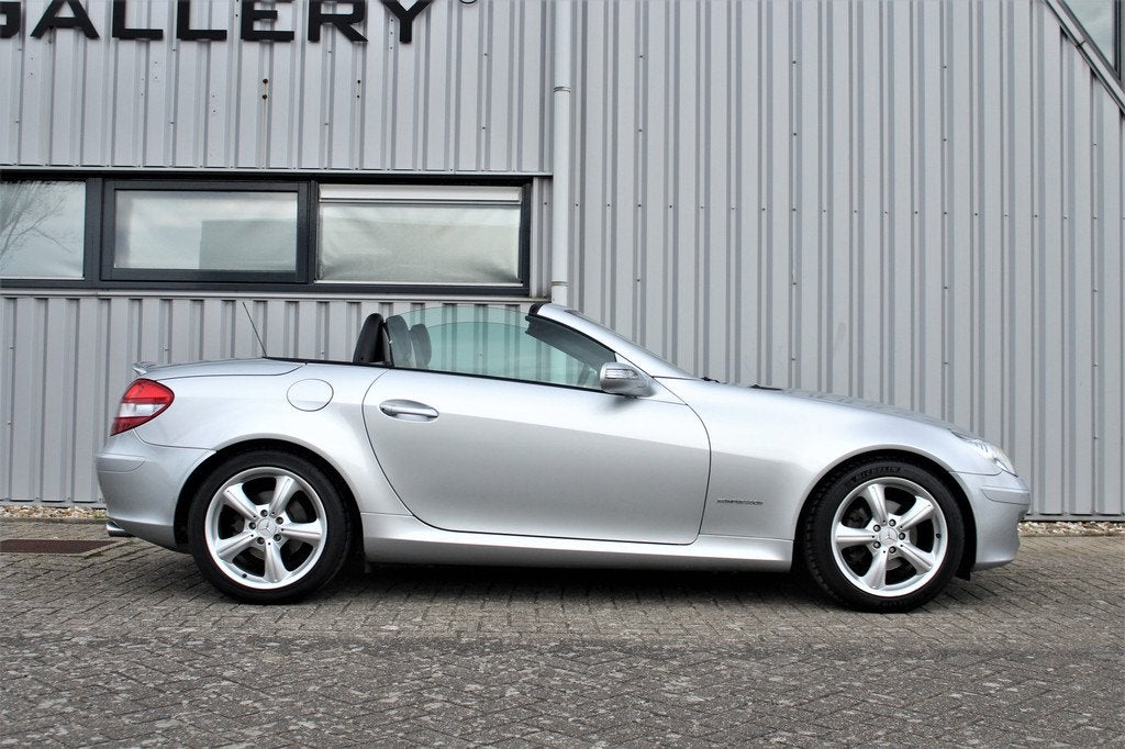 Mercedes-Benz SLK SLK 200 K Automaat 53937km Youngtimer, Auto's, Mercedes-Benz, Automaat, Achterwielaandrijving, Gebruikt, Zwart