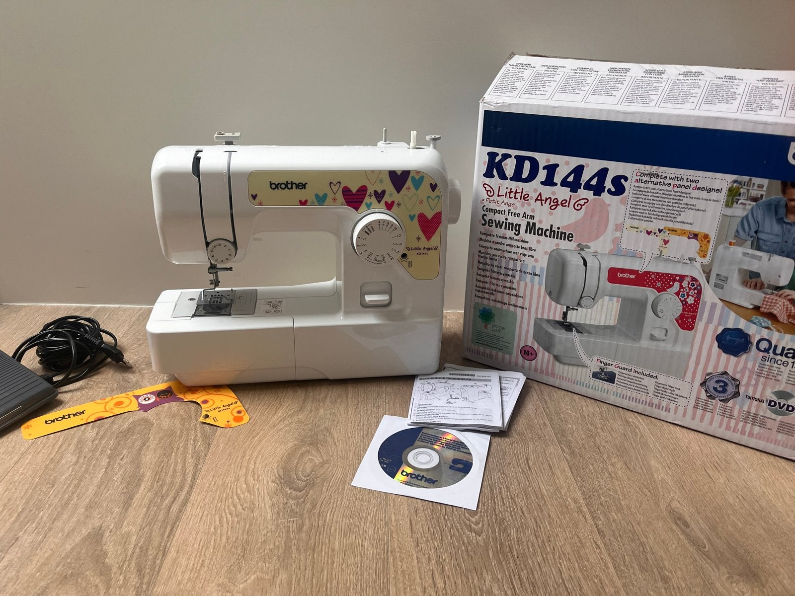 Brother KD144S Little Angel Naaimachine - Zo goed als nieuw, Ophalen of Verzenden, Zo goed als nieuw, Naaimachine, Brother