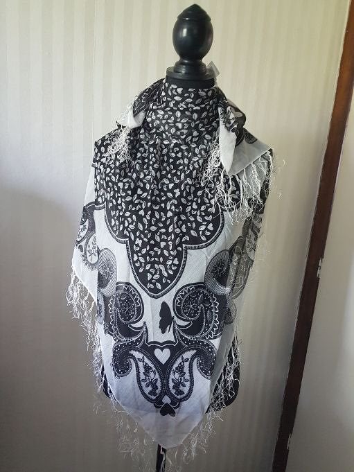 Nieuw, mooie wit zwart bohemian boho tattoo sjaal franjels, Maat 38/40 (M), H&M, Verzenden, Nieuw