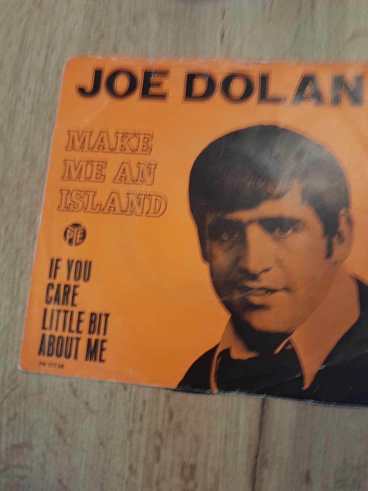 joe dolan 7 inch make me an island, Cd's en Dvd's, Ophalen of Verzenden, Zo goed als nieuw, Pop