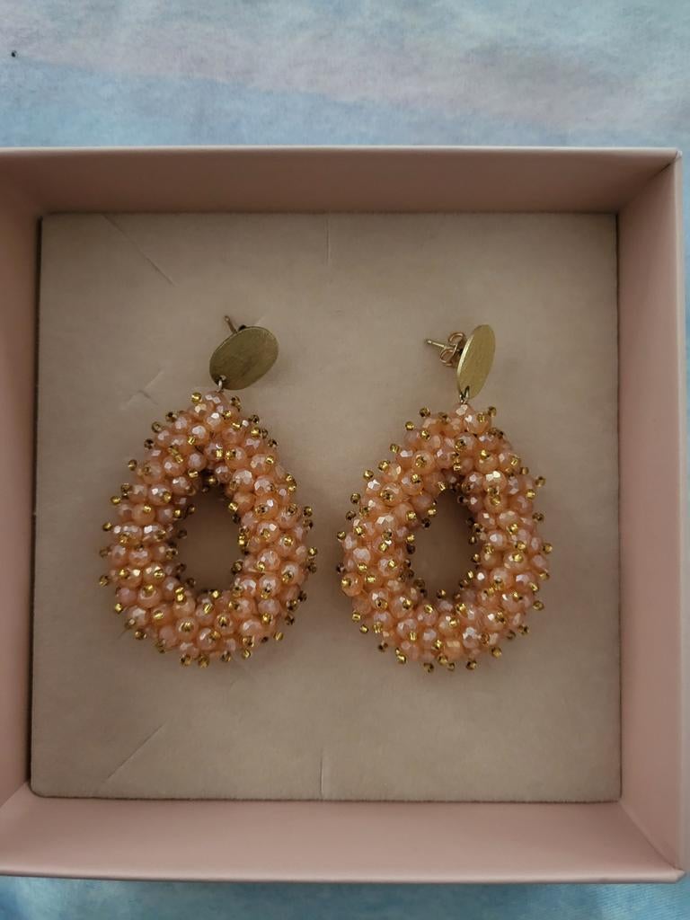 2 paar Lott Gioielli oorbellen, roze en groen, met kraaltjes, Ophalen of Verzenden, Zo goed als nieuw, Roze, Overige materialen