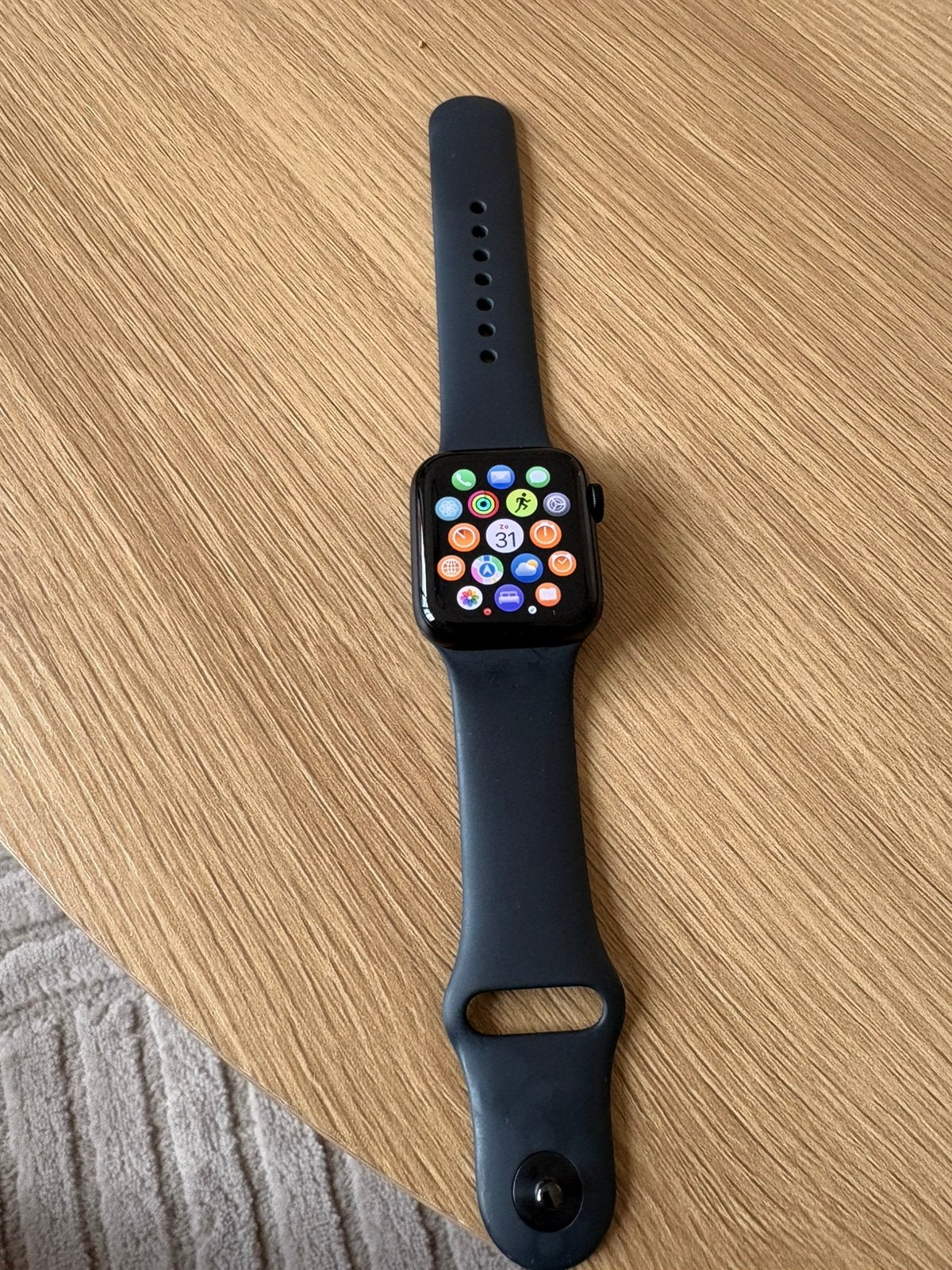 Apple Watch SE (GPS) (2e generatie), Ophalen, Zwart, IOS, Zo goed als nieuw