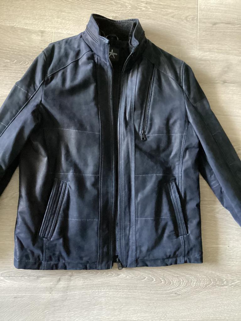 Mooie leren marine blauw jas, mt 56/58, als nieuw., Kleding | Heren, Jassen | Winter, Ophalen, Zo goed als nieuw, Maat 56/58 (XL)