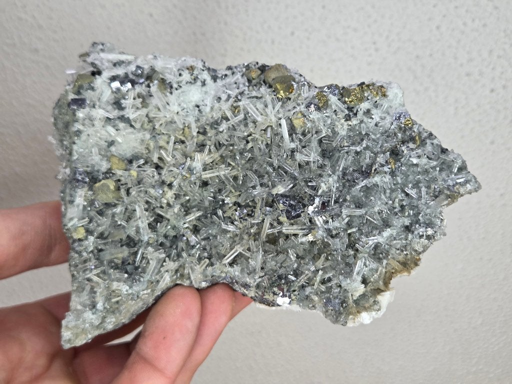Kwarts met Galeniet, Pyriet en Calciet UV, Ophalen of Verzenden, Mineraal