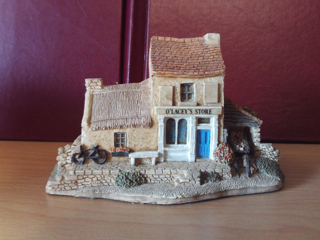 Lilliput Lane - O'Laceys Store, Ophalen of Verzenden, Zo goed als nieuw, Overige typen