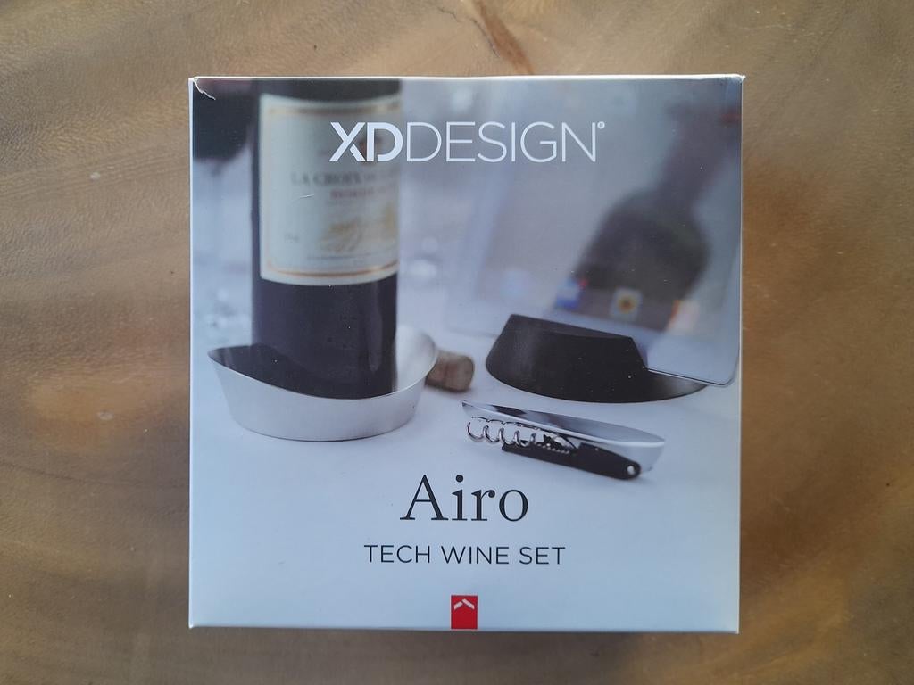 Airo wijnset, nieuw in verpakking, Nieuw, Ophalen of Verzenden, Minder dan 5 flessen, Metaal