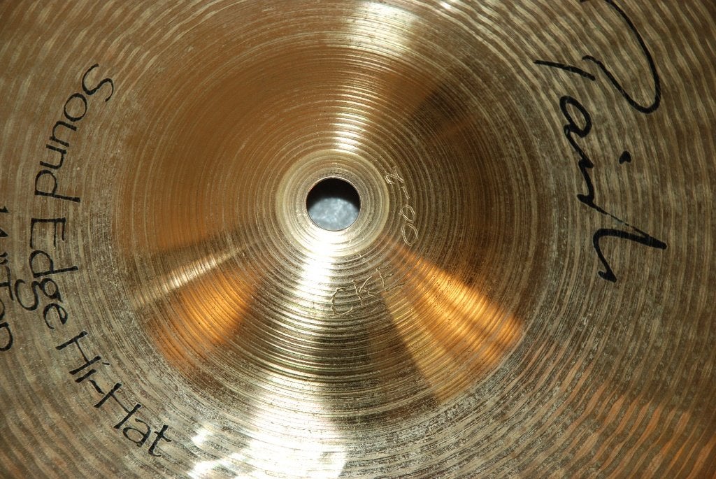 Paiste Signature sound edge hihats, bovenbekken gegrafeerd, Muziek en Instrumenten, Instrumenten | Onderdelen, Gebruikt, ., Drums of Percussie