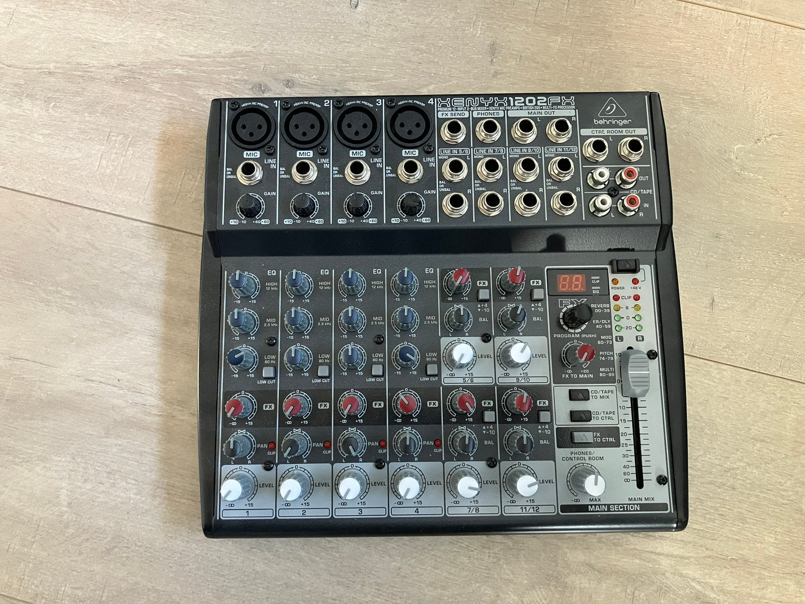 Behringer Xenyx 1202fx, Ophalen of Verzenden, Zo goed als nieuw, 10 tot 20 kanalen