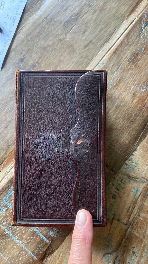 bijbel 150 jaar oud, Antiek en Kunst, Ophalen of Verzenden