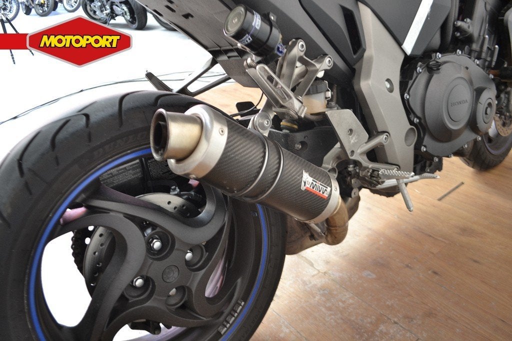 Honda CB 1000 R (bj 2009), Dorneveld 180-184
B-1731  Zellik, BE, Honda Motor Europe, Bedrijf, Hlcbepccnl@honda-eu.com