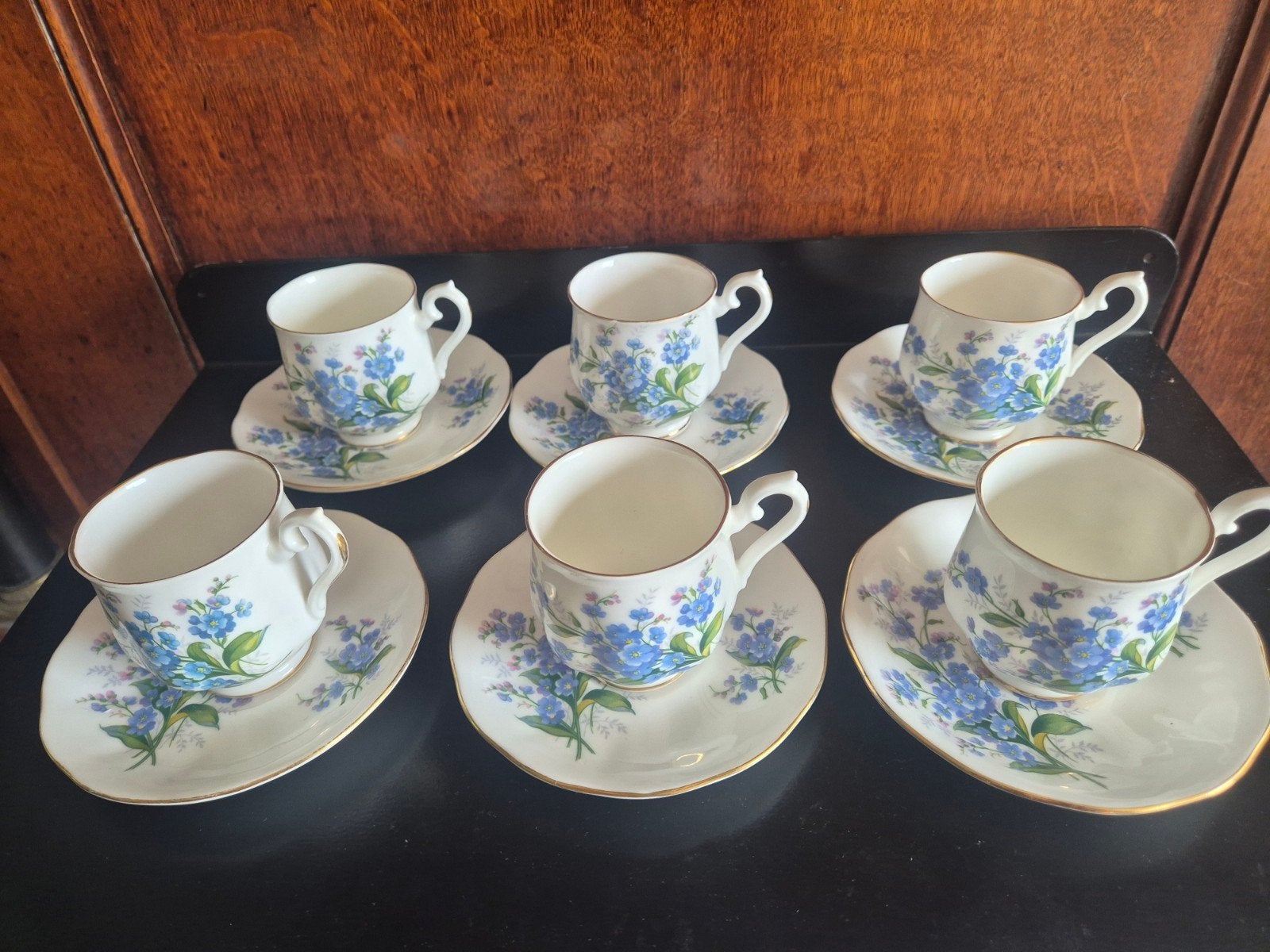 Forget-me-not royal albert porselein, Verzamelen, Porselein, Kristal en Bestek, Ophalen of Verzenden, Zo goed als nieuw, Porselein