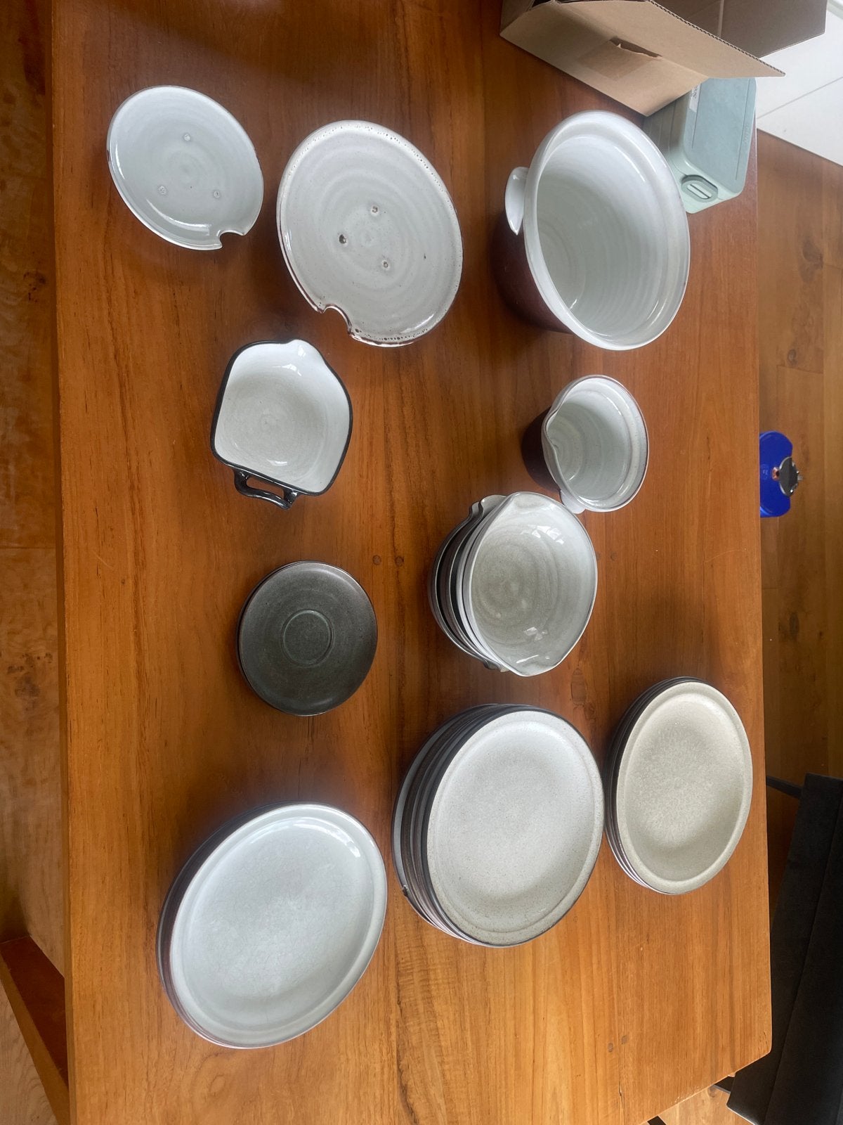 Zaalberg servies: borden, schalen en schaaltjes, Ophalen
