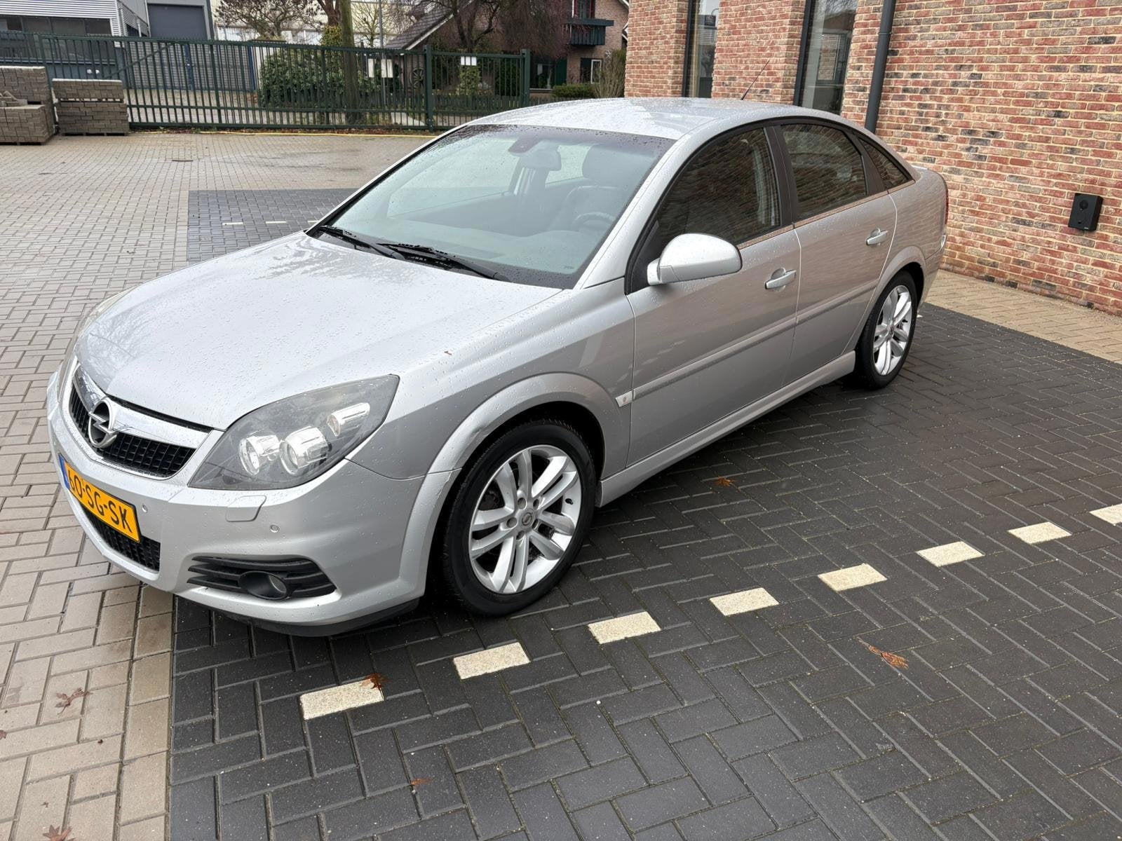 Opel Vectra GTS 2.2-16V Sport, Gebruikt, 4 cilinders, 715 kg, Leder en Stof