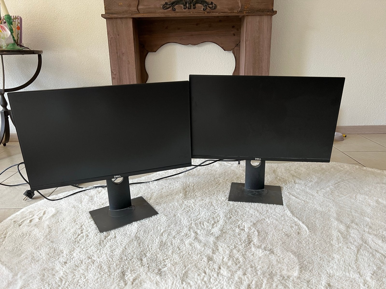 Dell P2419H monitoren (2 stuks), Computers en Software, Ophalen, IPS, In hoogte verstelbaar, Full HD