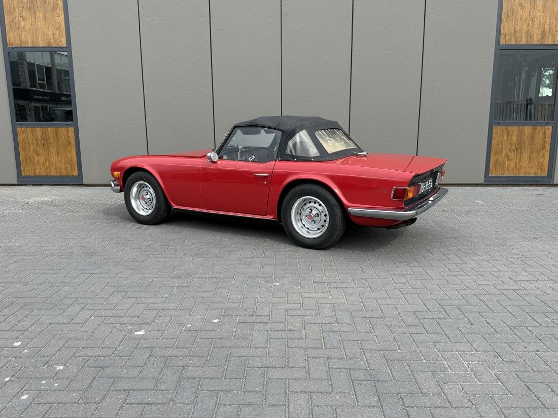 Triumph TR 6 - 6 cilinder met karakter, foto 7