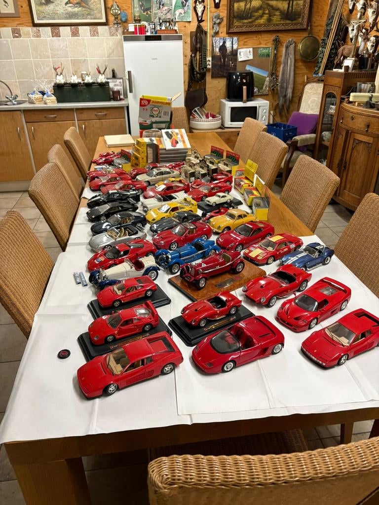 Grote verzameling (65 stuks) oa Ferrari, Porsche, Dinky Toys, Ophalen, Gebruikt, Auto, Overige merken