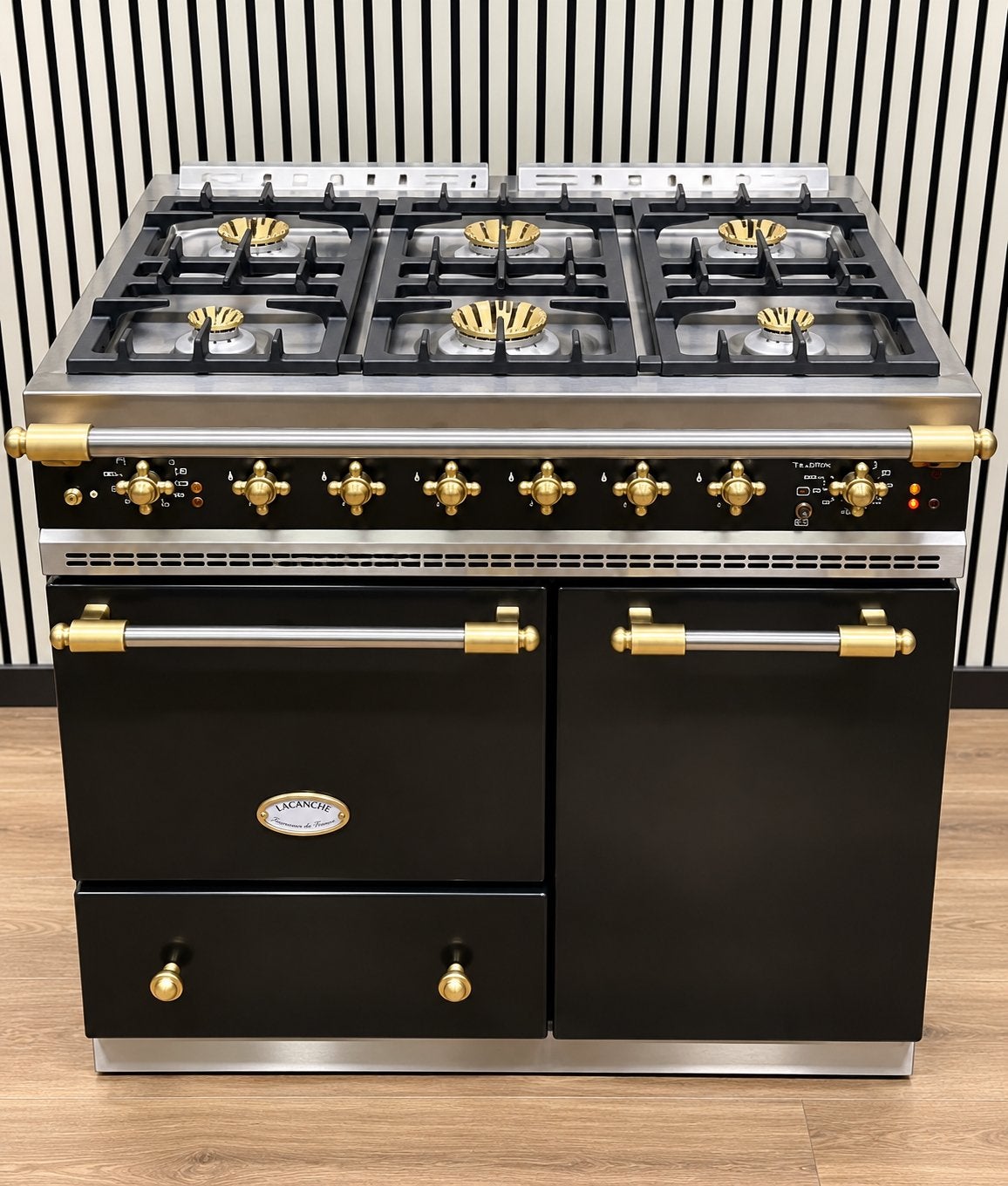 Luxe Lacanche Fornuis 6 pits zwart/messing 90 cm, Witgoed en Apparatuur, Fornello Esperta, Ophalen of Verzenden, Zo goed als nieuw
