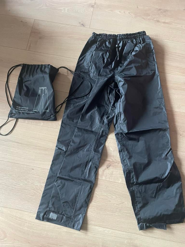 Nieuwe kinder regenbroek (maat 146 - 152), Ophalen, Nieuw, Regenbroek, Kinderen