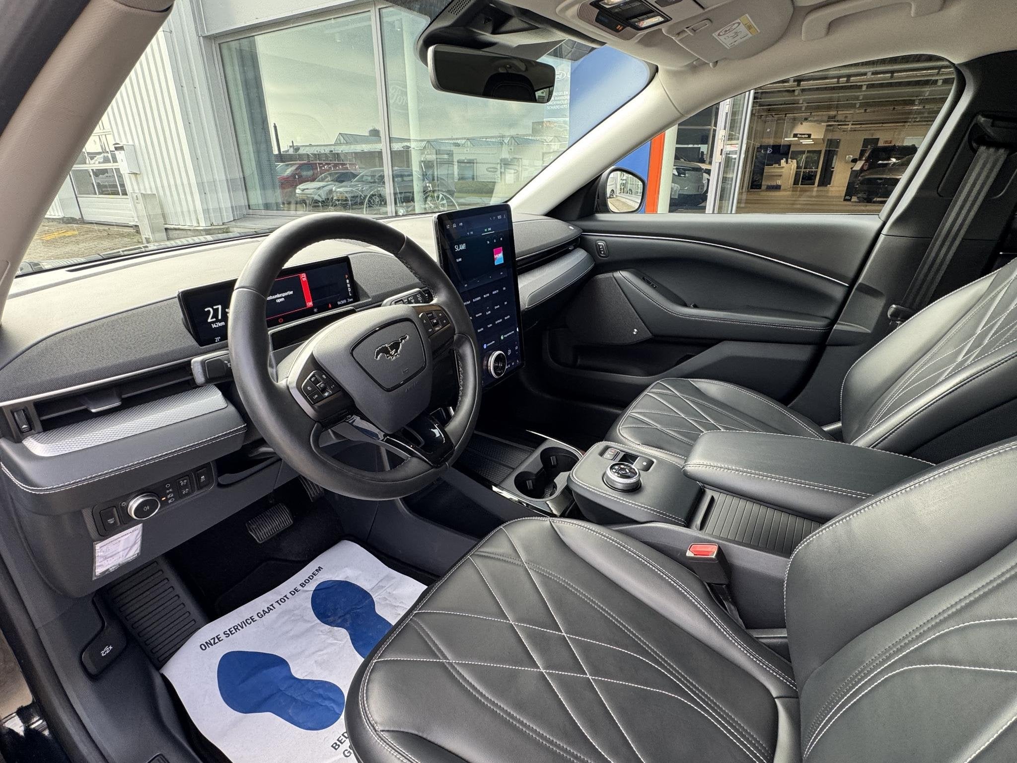 Foto 12 van Ford Mustang Mach-E Extended RWD 98 kWh 294pk | Technology P