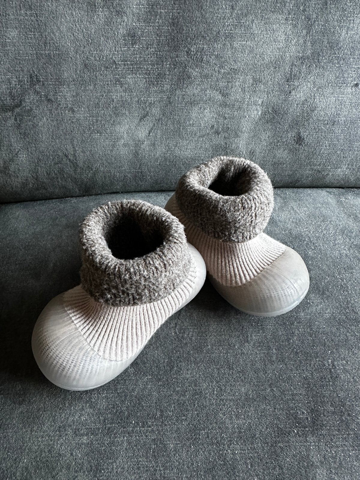 Babyslofjes / Sokschoentjes met antislipzool- Maat 20/21, Ophalen of Verzenden, Nieuw, Jongetje of Meisje, Slofjes